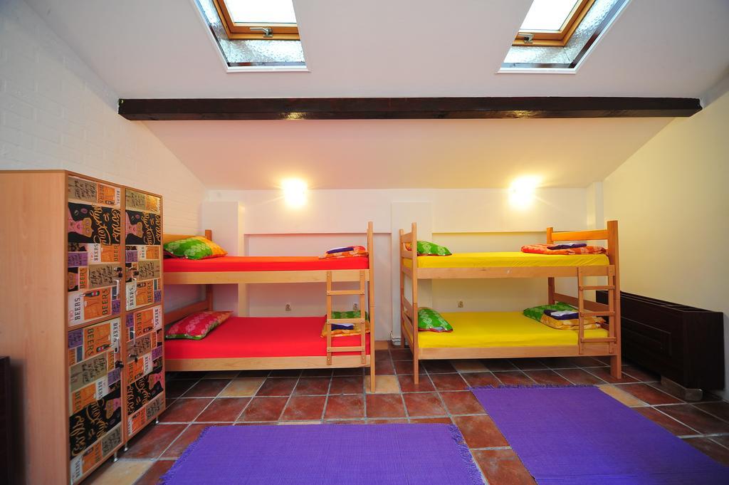 Hostel Bed N Beer Belgrad Zimmer foto